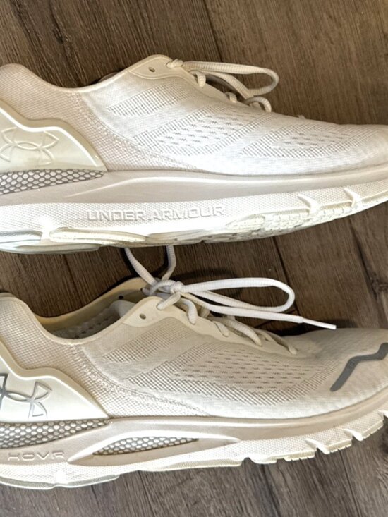 Under Armour HOVR Sonic 6 Shoes Mens 12.5 White Silver Athletic Running Mesh Gym